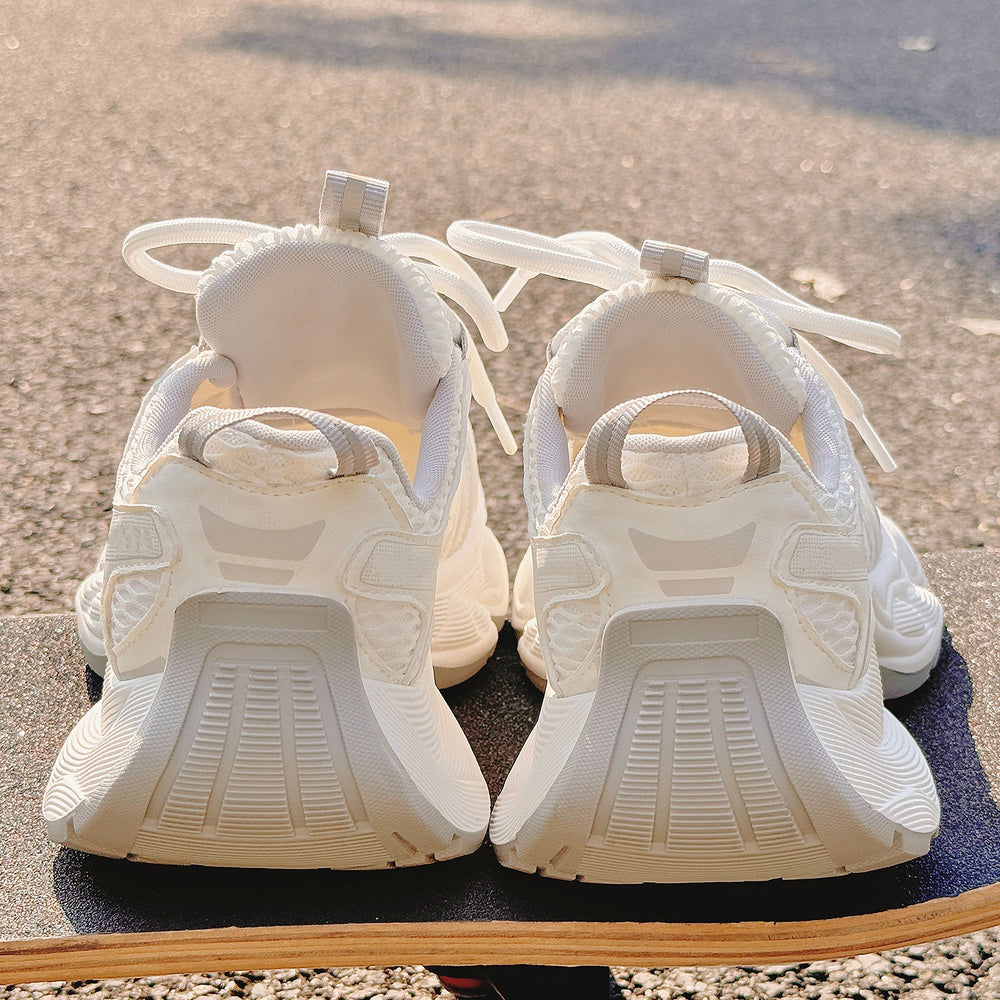 2026 spring new thick-soled height-increasing chunky sneakers for women, versatile casual athletic shoes, breathable mesh bestselling white sneakers