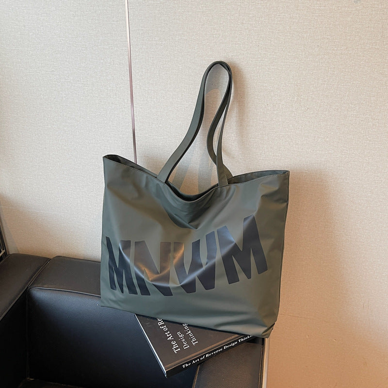 Cross-border college students take classes in tote bags 2025 summer new lazy style literary letter shoulder bags daily commuting bags