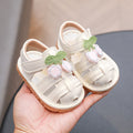 Baby girl's closed-toe sandals, cartoon cherry princess shoes, new summer collection for girls, soft sole non-slip first walking shoes with squeakers