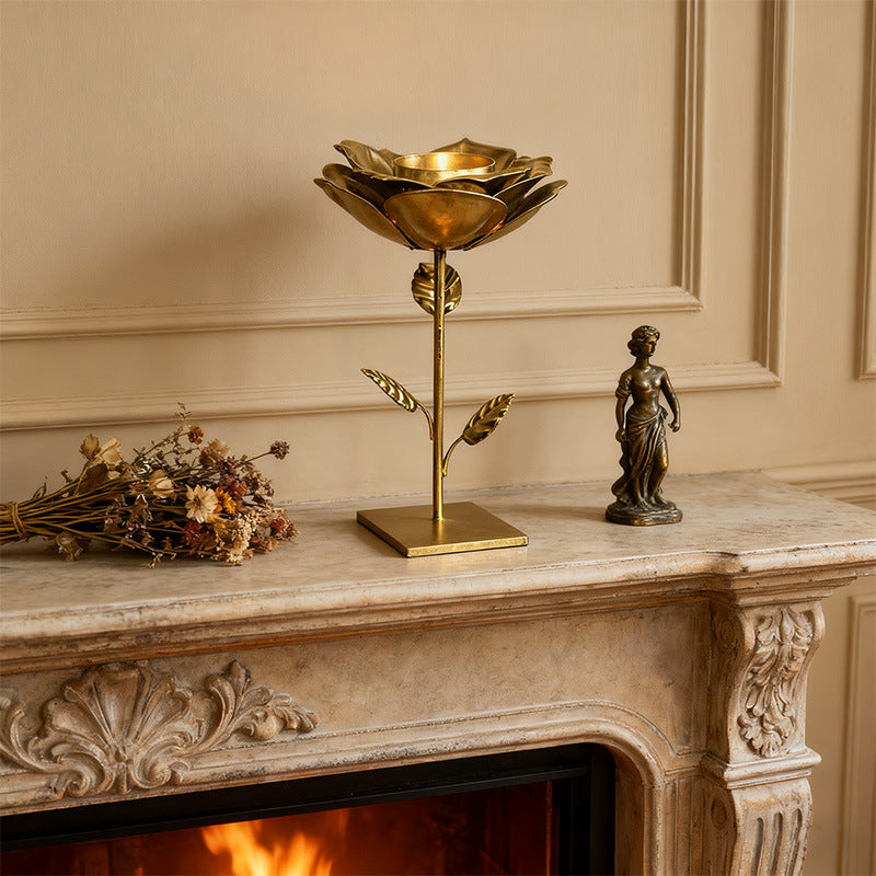 Decorative tea light candle holder, iron art floral design, rose gold candlestick, modern tea light candle holder, suitable for kitchen