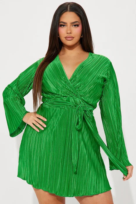 Amazon women's  spring new high-waisted long sleeve solid color backless tie-up pleated asymmetrical dress