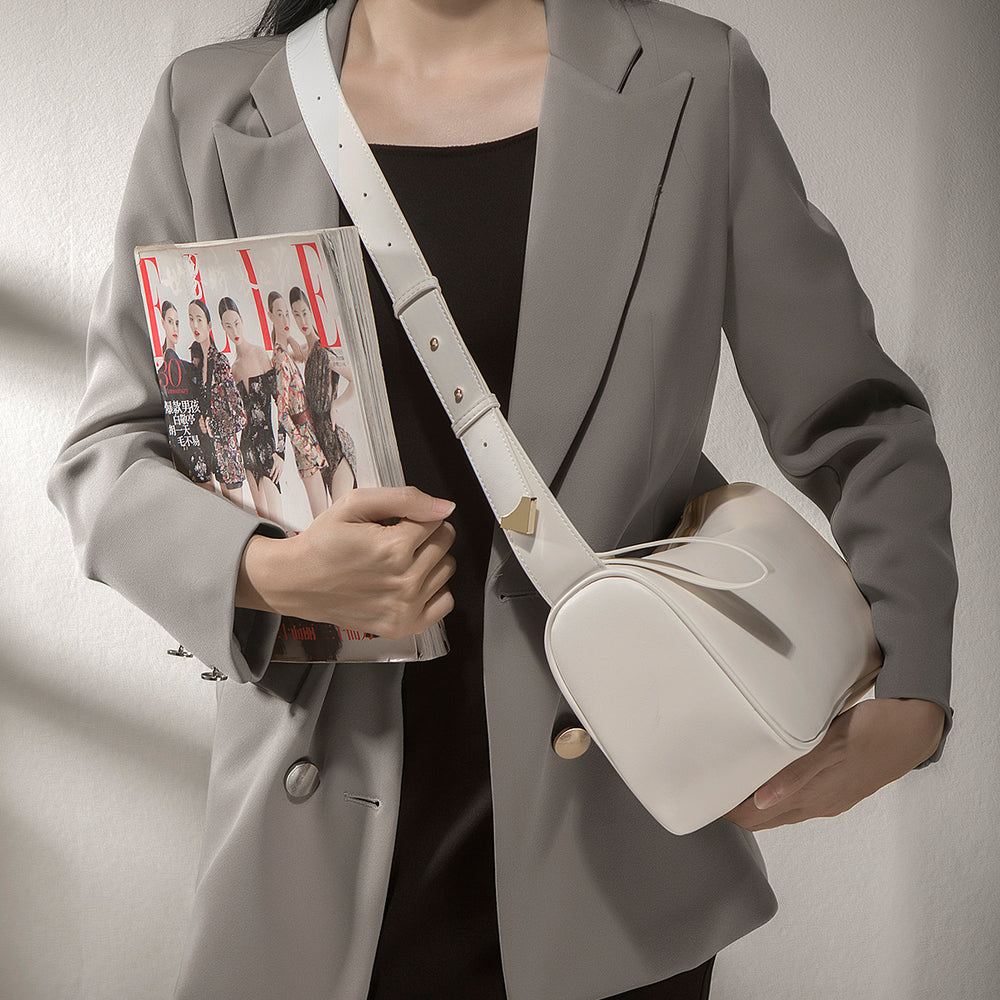 High-end women's bag 2025 new autumn/winter casual crossbody bag large capacity ladies pillow bag shoulder bag