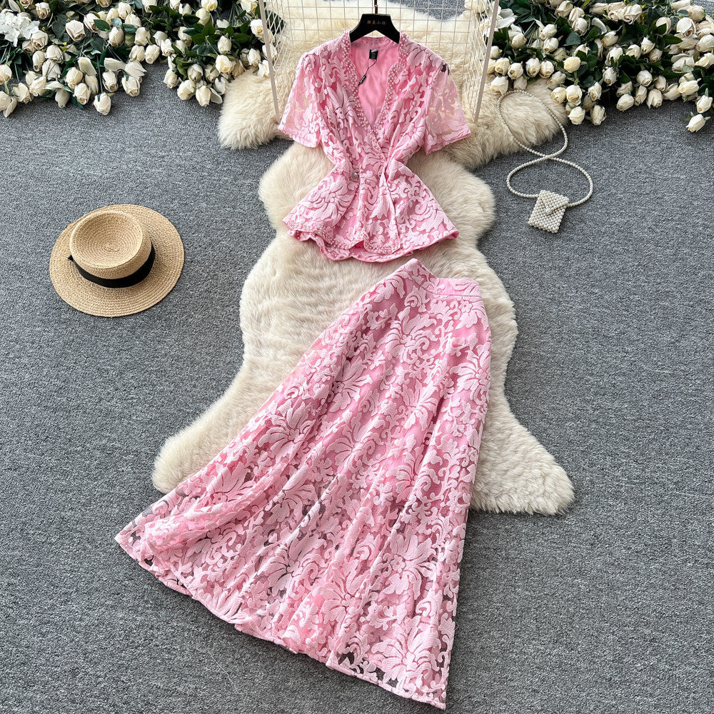 Elegant beaded lace v-neck two-piece set: a sophisticated and slim-fitting summer outfit for women