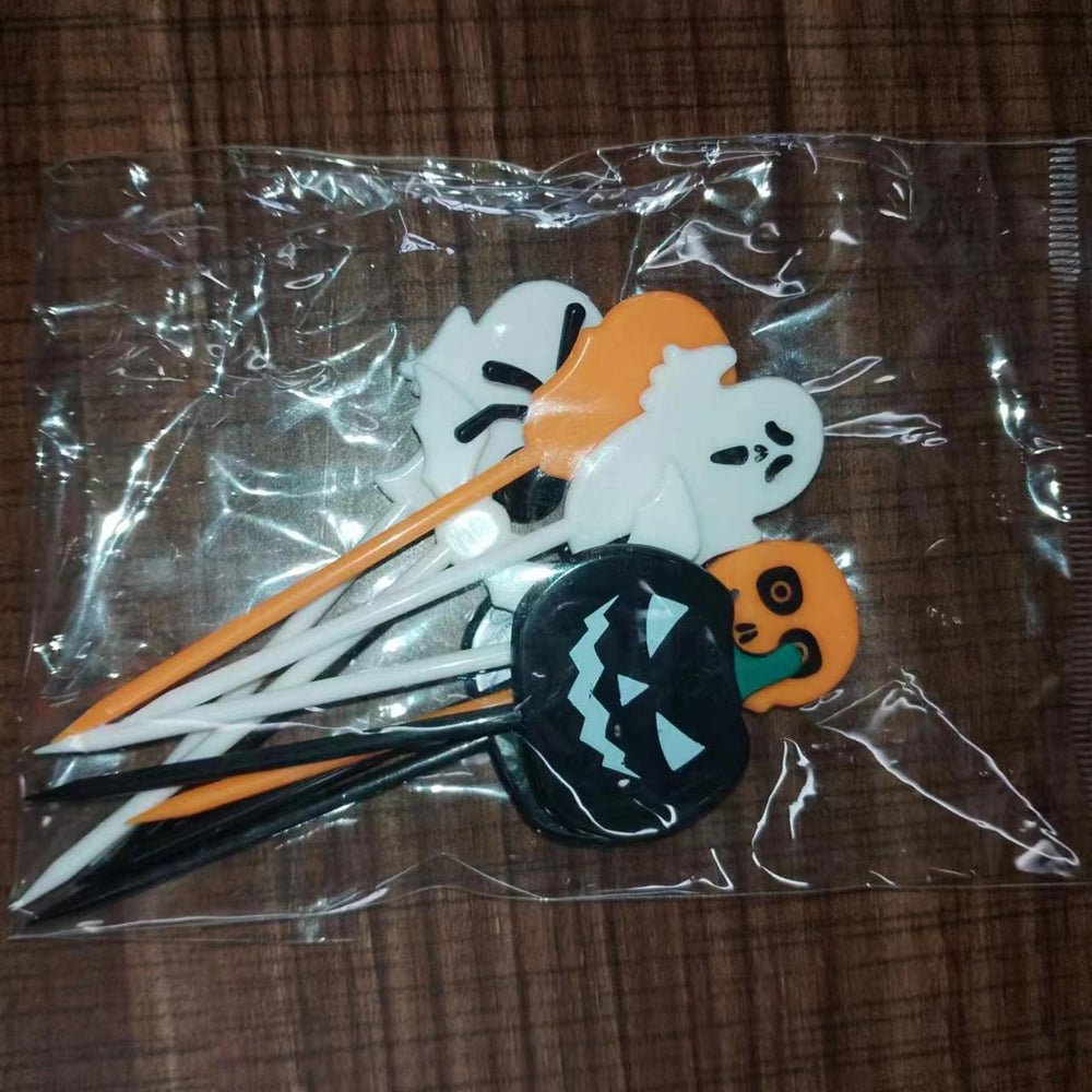 Japanese cartoon fruit picks creative children's food forks cake forks cute animal dessert forks plastic fruit forks