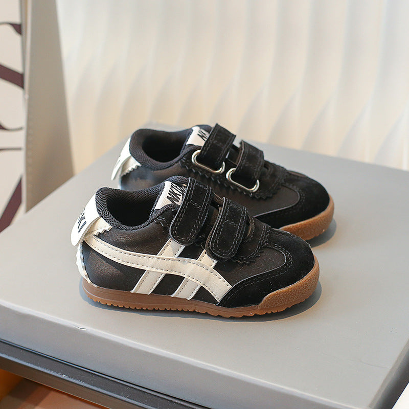 Children's small Forrest Gump board shoes 2025 spring new boys and girls non-slip soft-soled casual board shoes children's sports shoes