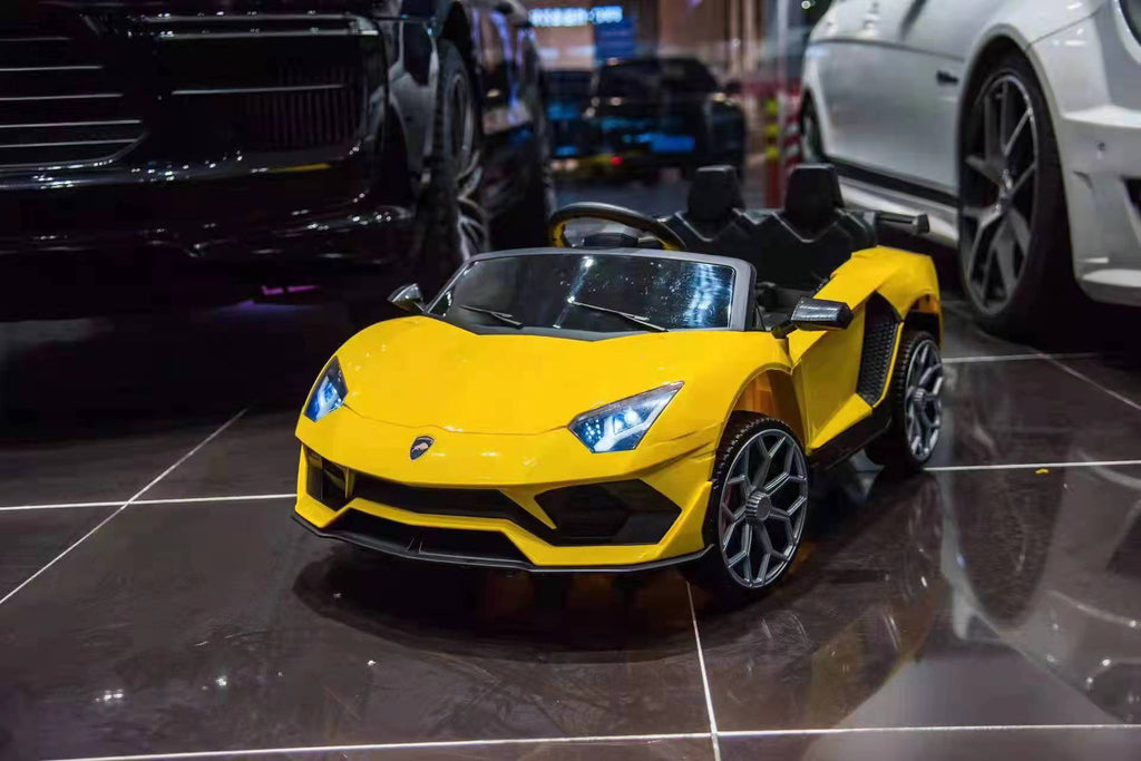 New children's electric car four-wheel remote control car charging can seat boys and girls baby sports car children's toy car