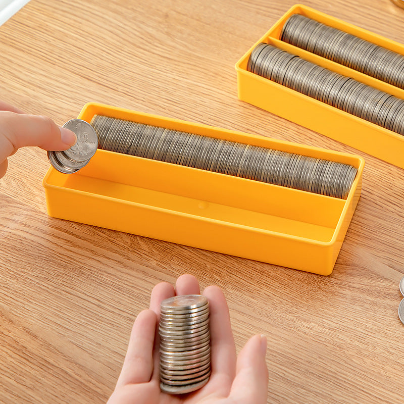 Banknote coin storage box, transparent plastic with lid, small card storage box with partition, postcard card storage box.