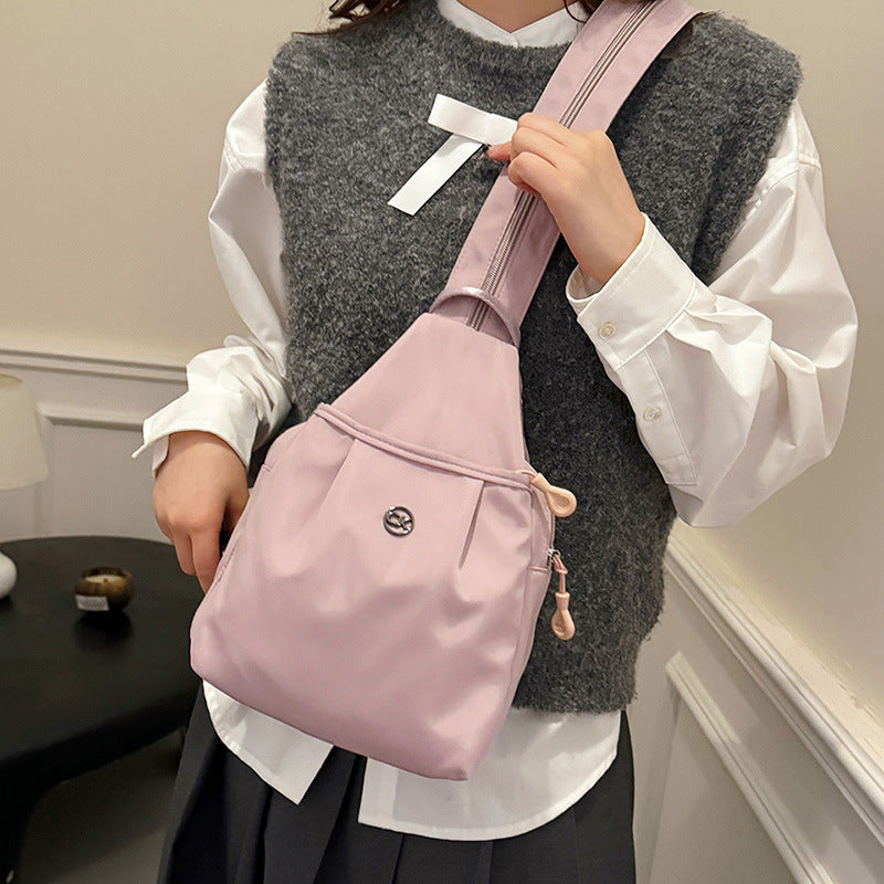 New fashionable women's washed cloth backpack, light and simple breast bag, versatile travel, large-capacity commuter bag wholesale