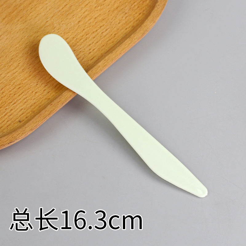 Wholesale facial mask applicator spatula set: plastic beauty mixing, stirring, scraping, and smoothing tools for face, body, and eye creams - crescent shaped spoons included