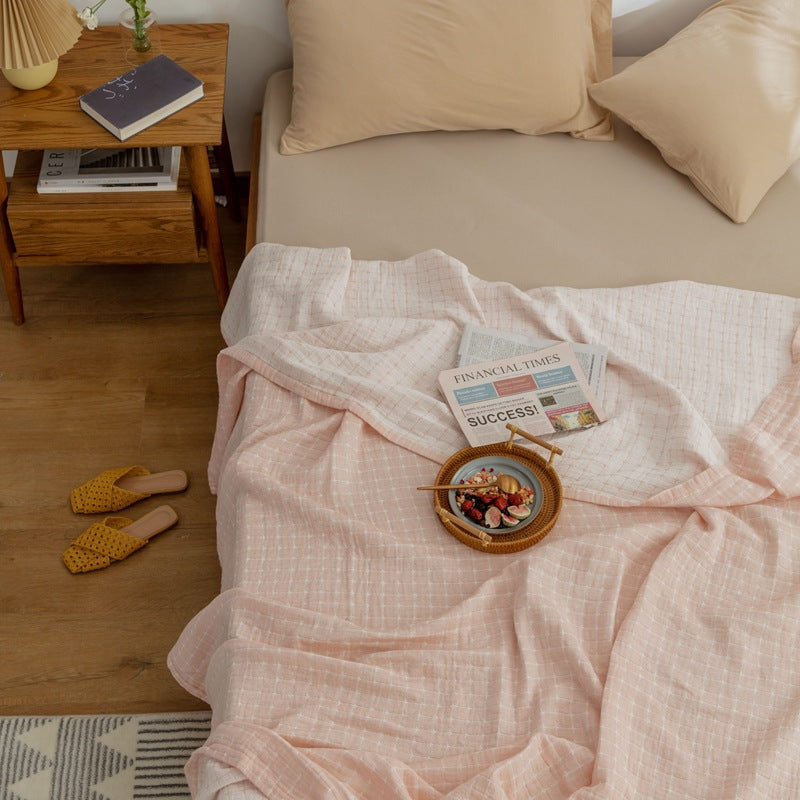 Three-layer gauze quilt adult cotton yarn Xia Liang quilt blanket summer thin towel quilt pure cotton single sheet
