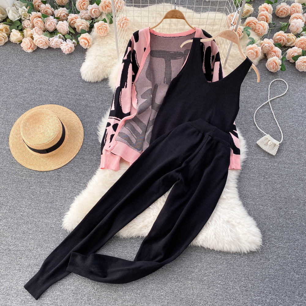Fashioncasualsuitletterprintinglooseknittingoutwear vest women's inner wear silmskinny jeanspants three-piece set