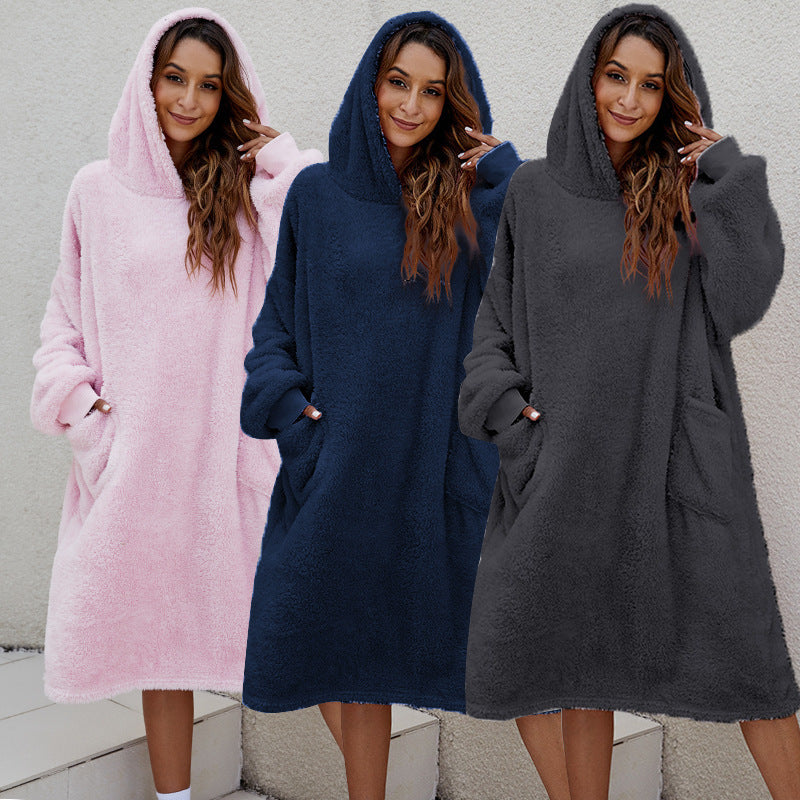 Cross-border  autumn and winter comfortable and loose double-sided fleece hoodie thickened and wearable blanket warm new loungewear