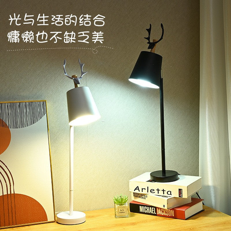 Table lamp ins style bedroom desk bedside table lamp popular douyin warm nordic simple creative stylish antler lamp
