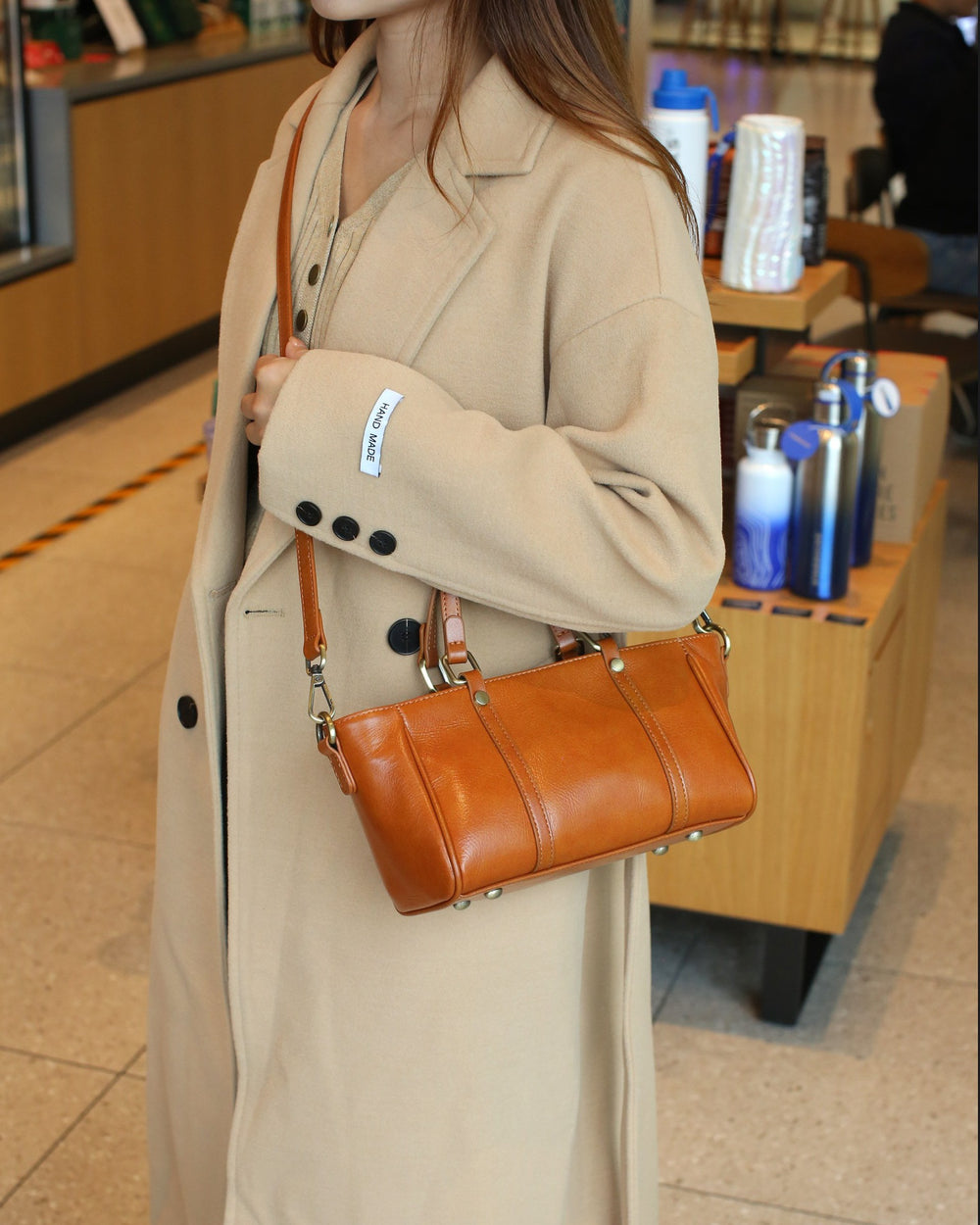 Retro first-layer cowhide women's bag 2025 new genuine leather vegetable tanned leather satchel crossbody bag rubbed color soft leather live broadcast model