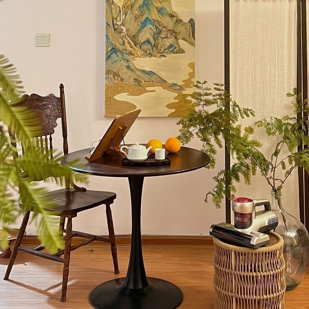 Round dining table, nordic casual, vintage walnut, small apartment, balcony tulip coffee, negotiation, milk tea