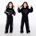 new spring/autumn girls' casual outfit: stylish heart print crewneck sweatshirt & letter print two-piece set