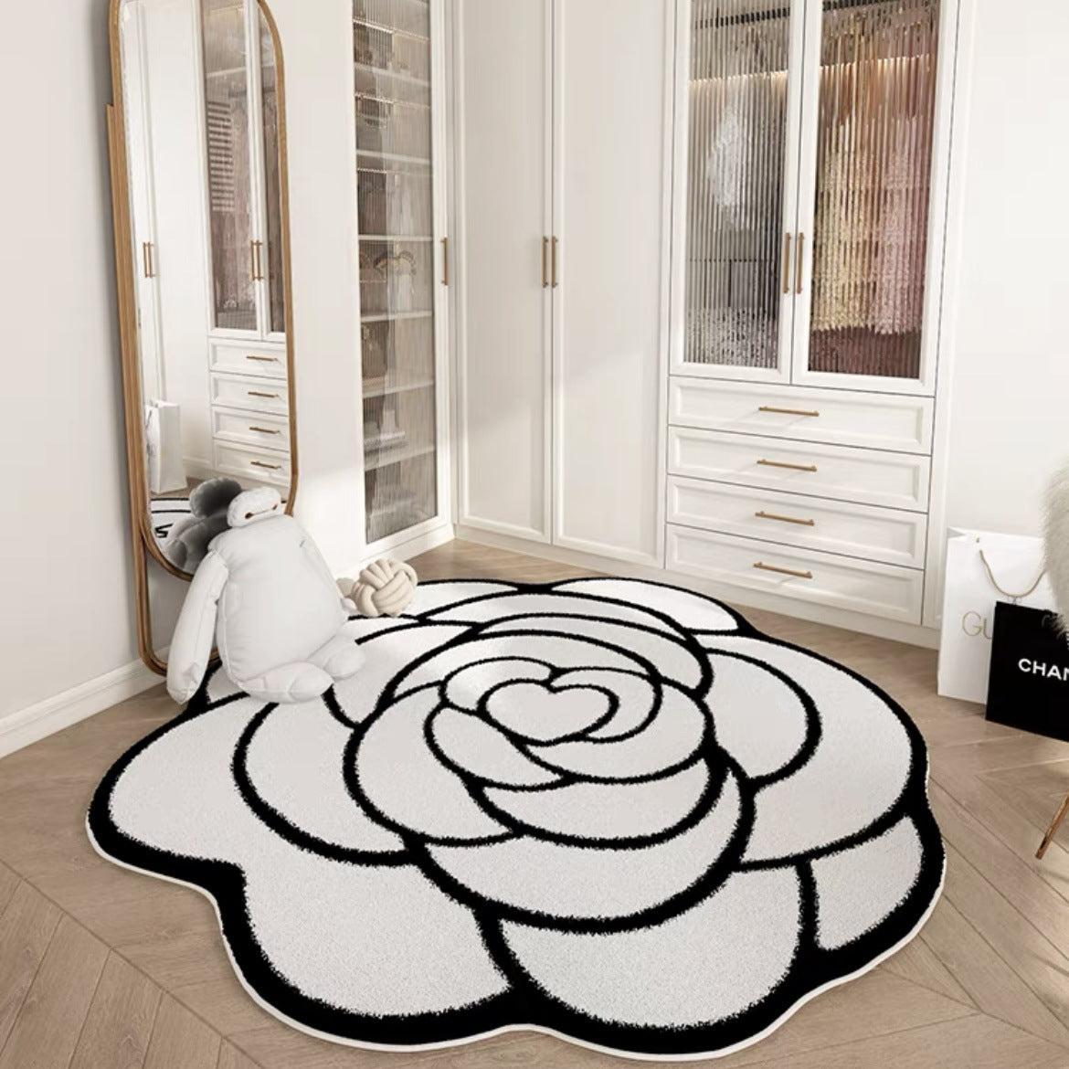 Camellia special-shaped carpet, living room light luxury premium floor mat, bedroom, cloakroom, foot mat, makeup room, study, rotating chair cushion