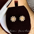 S925 sterling silver needle luxury zircon flower stud earrings - women's fashionable, versatile, unique, and elegant earrings