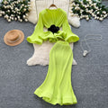 Feminine outfit with sense of design, western style, strappy waist, flared sleeves, pleated tops, high waist, hip-covering fishtail skirt
