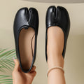 Wholesale women's plus size soft sole split-toe flats -  spring/autumn silver ballet flats - lightweight horseshoe shoes