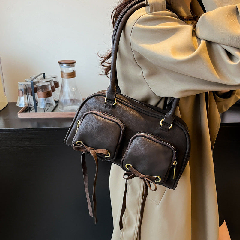 Simple retro underarm bag women's 2025 winter new Korean version niche portable commuter shoulder bag