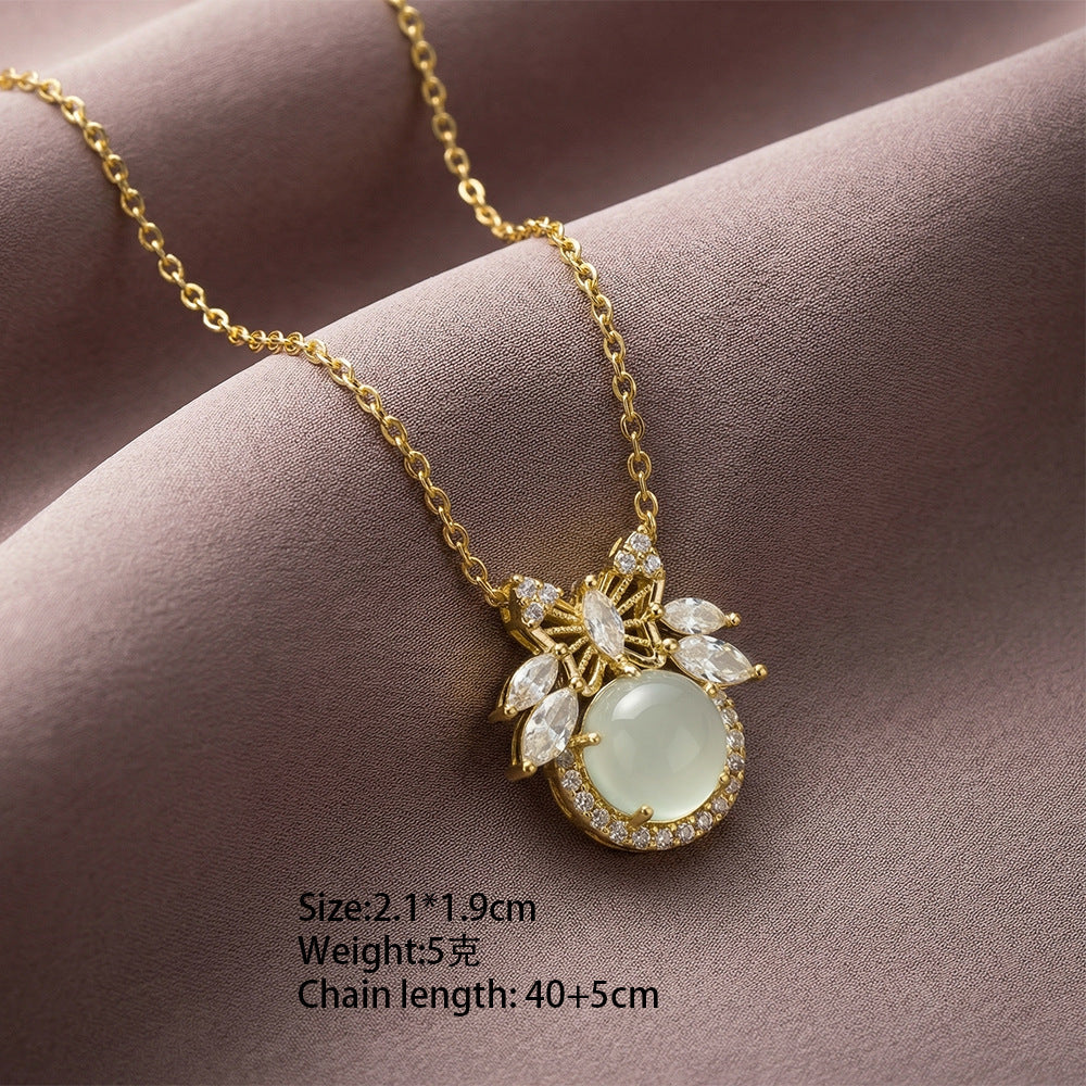 Popular copper-inlaid zirconium butterfly necklace, accessible luxury, niche women's versatile, elegant, non-fading titanium steel clavicle chain jewelry