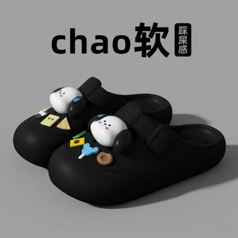 2026new arrival croc shoes women's outwear stomping on shit cartoon popular non-slip beach baotou sandals women's summer