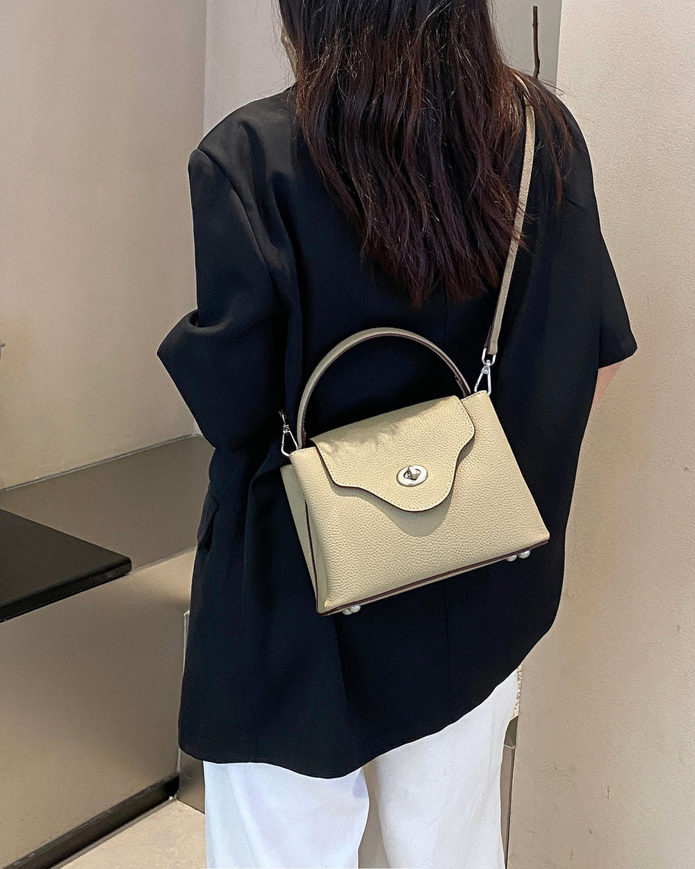First-layer cowhide 2025 spring and summer new arrival bucket bag genuine leather work clothingelegant women's bag accessible luxury satchel shoulder crossbody bag