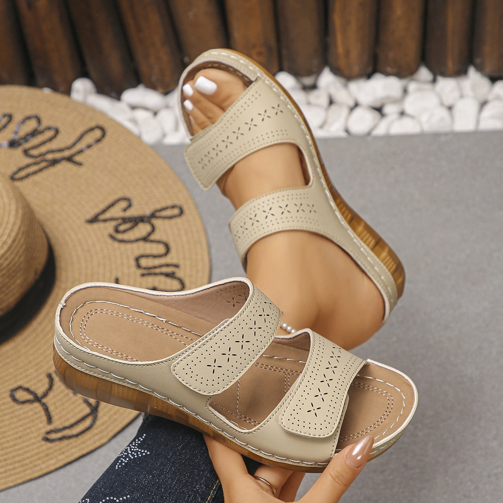 new cross-border comfortable lightweight double strap velcro adjustable size one-strap plus size slippers wholesale