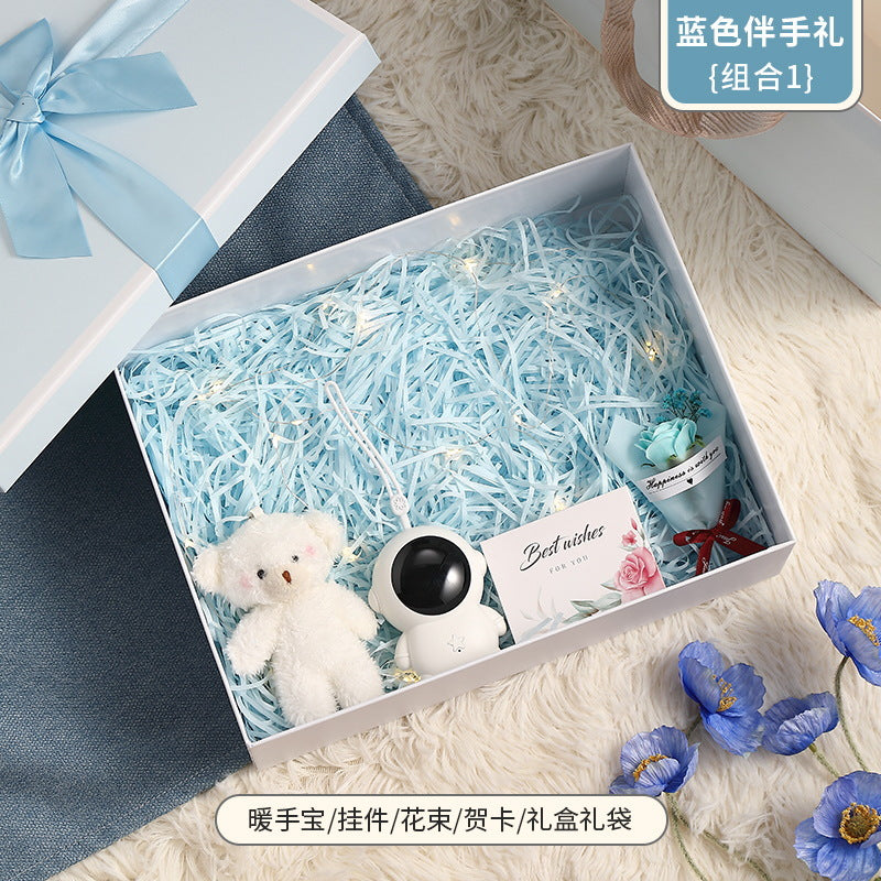 Practical birthday gifts for girls, girlfriends, children, classmates, teachers, creative warm gift box set for Christmas