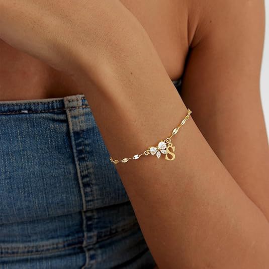 Wholesale hot-selling zircon butterfly bracelet for amazon, creative and exquisite 26-letter jewelry, light luxury women's accessories