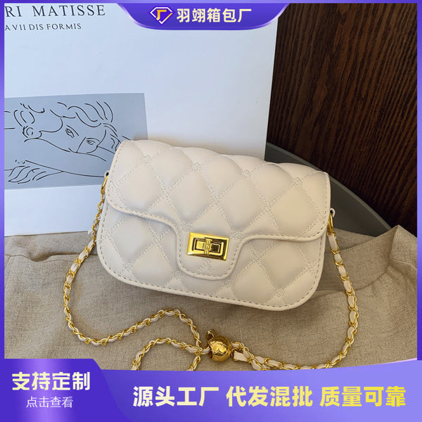 Cross-border 2025 new niche design Xiaoxiang embroidery thread chain small square bag versatile single shoulder messenger women's bag