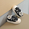 Kids' canvas shoes - spring/autumn white sneakers for boys and girls - soft sole, versatile casual shoes for toddlers and preschoolers (ages 1-3)