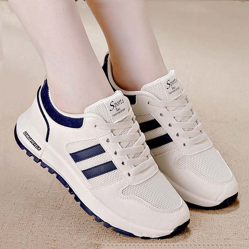 wholesale women's soft-soled casual sneakers, versatile athletic shoes, breathable mesh running shoes, lightweight travel shoes, and women's skate shoes