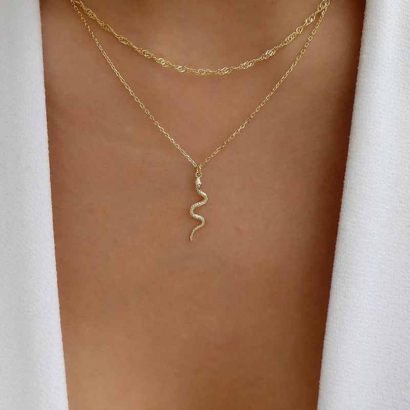 Multi-layered snake-shaped necklace wholesale european and american cross-border jewelry pendant easiest for matchniche style alloy women's clavicle chain snake-shaped chain