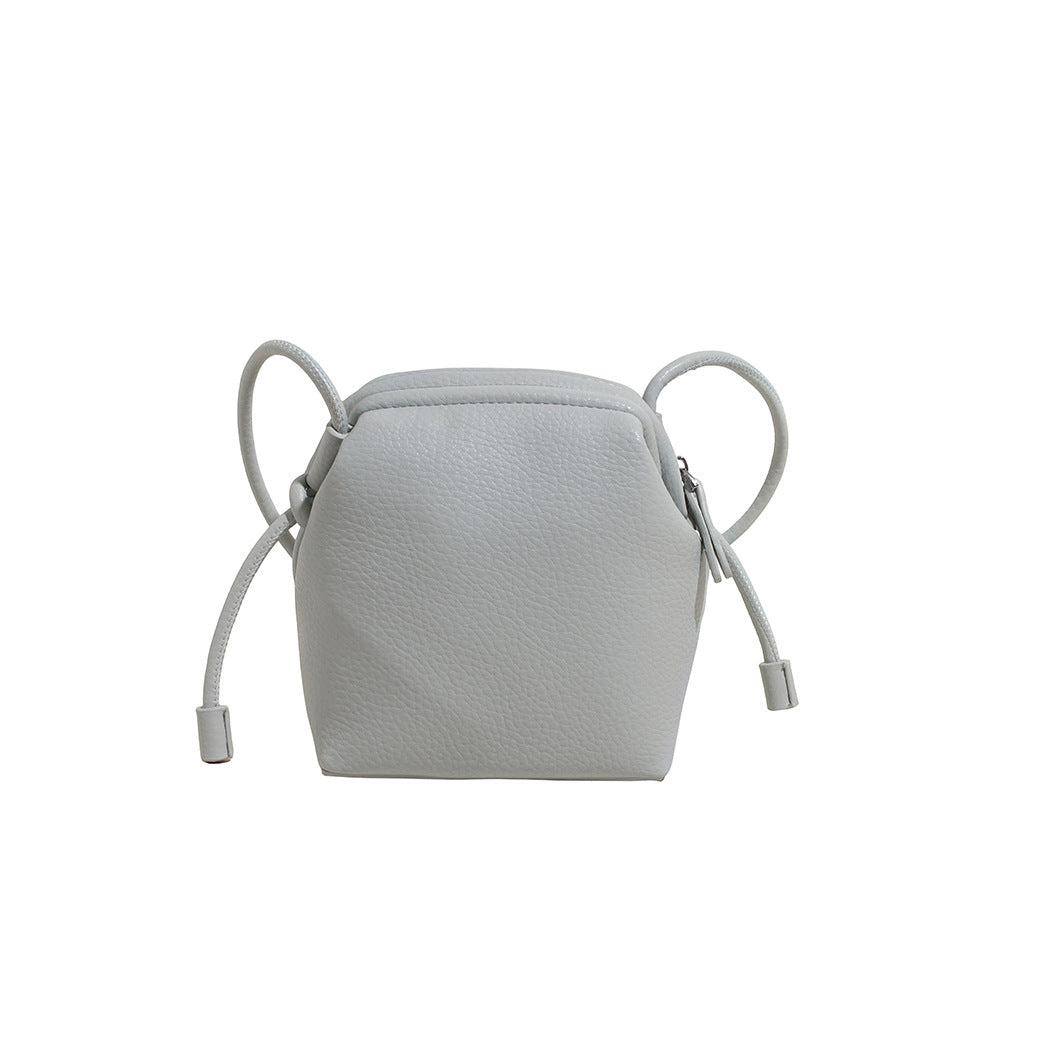 Foreign trade is popular this year, small bags for women's summer 2025 new fashion niche messenger bags, Korean version bucket bags