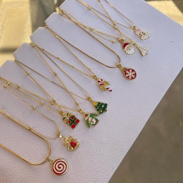 Christmas necklace wholesale: cross-border hot seller - fashionable enamel snowflake bell christmas tree pendant, simple and versatile necklace