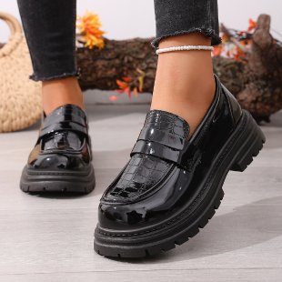 spring new arrival: plus-size chunky sole loafers for women (sizes 35-43). wholesale available. dropshipping to  and