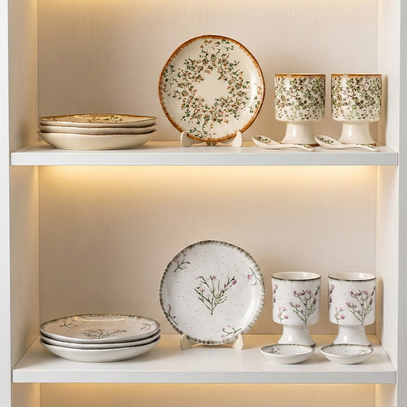 Hand-painted, rustic-style ceramic dessert plates – creative and unique petal-shaped ceramic breakfast dishes for pastries and snacks