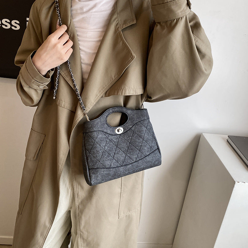 2025 new fashion rhombus embroidered thread bag Xiaoxiangfeng daily women's simple niche chain single shoulder messenger bag