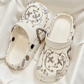 2025 summer clogs: cute student-style outdoor women's casual flat anti-slip closed-toe beach slippers - trendy & soft