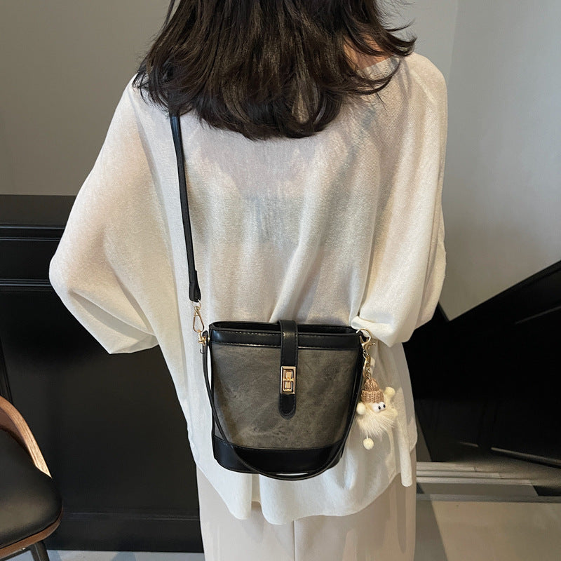 ins texture handbag women's 2025 new fashion small bag retro bucket bag shoulder bag messenger bag