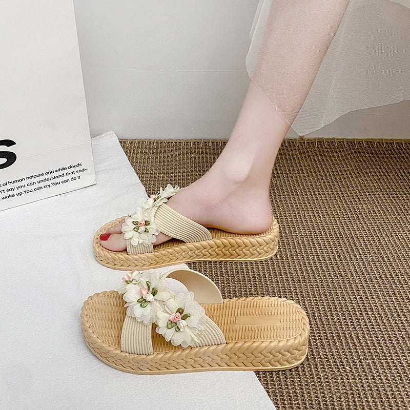New platform sandals: 4cm chunky heel, criss-cross strap, three-flower design, women's summer outdoor slides, thick sole, non-slip, sweet beach shoes