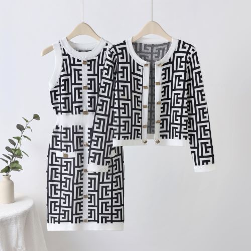 spring/autumn european and american chic tweed-style button-down cardigan and bodycon mini skirt knit two-piece set