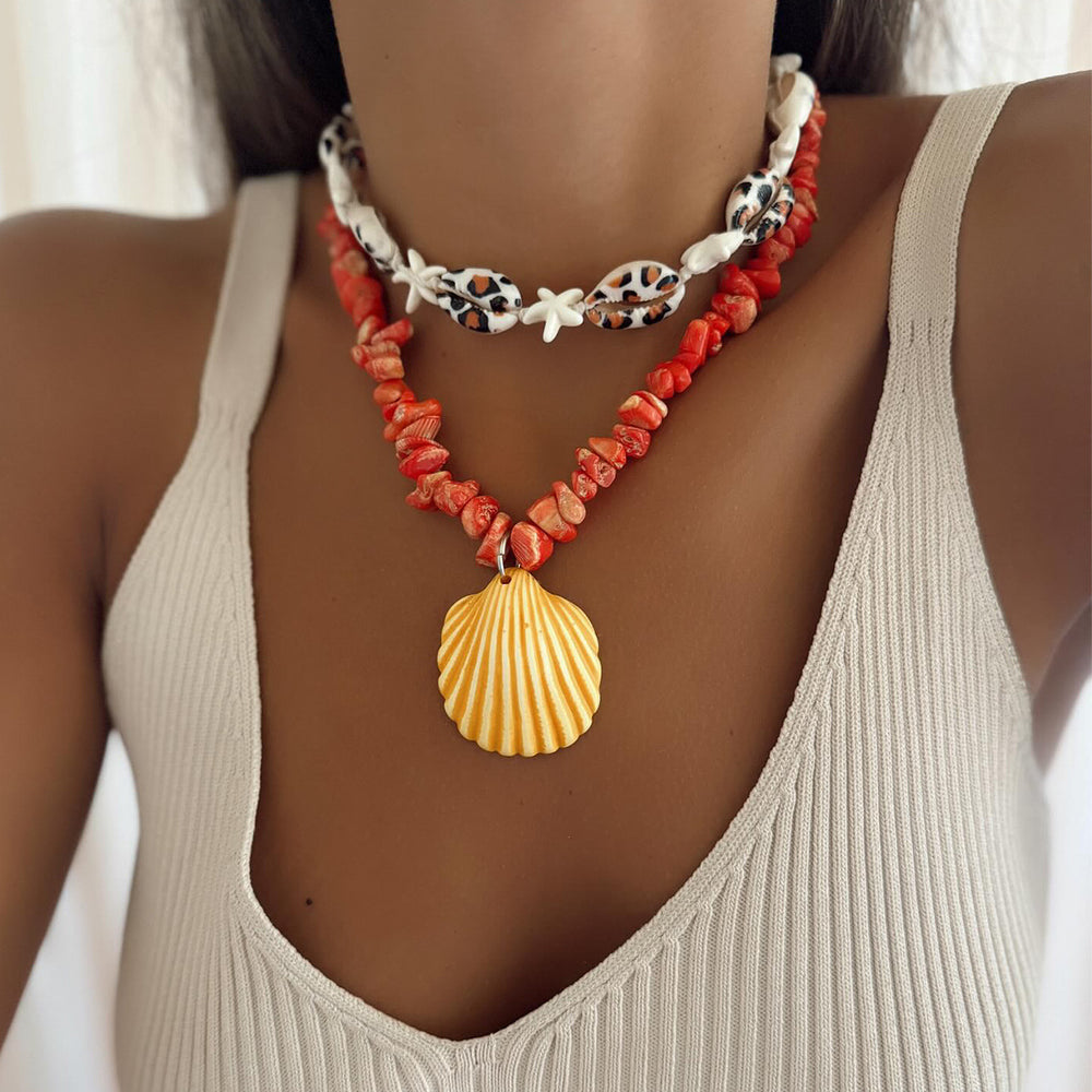 Wholesale seashell necklaces: european and american ocean-inspired jewelry, unique designs, high-end, light luxury pendant accessories, women's chokers