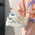 Girls' sneakers:  spring/autumn new collection - soft-soled white shoes for kids, lightweight athletic shoes for mid-to-large children, trendy running shoes
