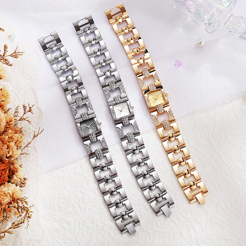 New arrivalretro alloy suitelegant women's bracelet watch square bar nail full diamond quartz women's watch steel strap