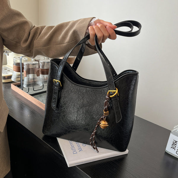 2025 new fashion tote bag women's autumn and winter senior sense simple commuter shoulder bag