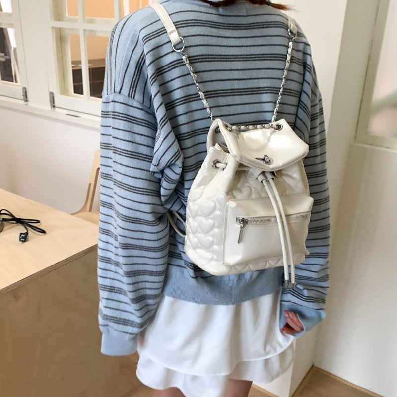 Niche texture backpack bag women's 2025 new student commuter backpack fashionable versatile ins fashionable bucket bag