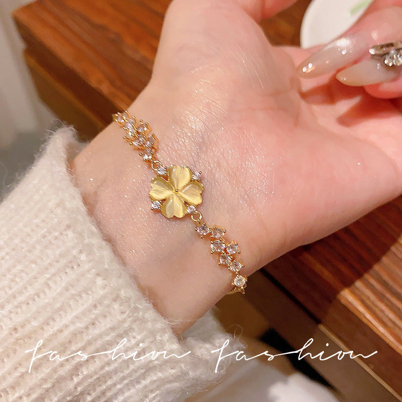 Super fairy micro-embedded zircon bows bracelet for women classy sense of accessible luxury crystal bracelet best selling exquisite pull-out hand jewelry